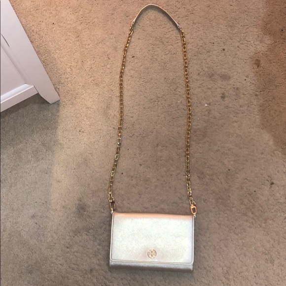 tory burch chelsea chain pouch